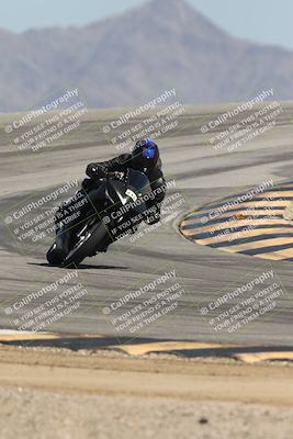 media/Oct-02-2025-Racers Edge (Thu) [[2c91cb6ab3]]/2-A Group/Session 5-Turn 12 (130pm)/